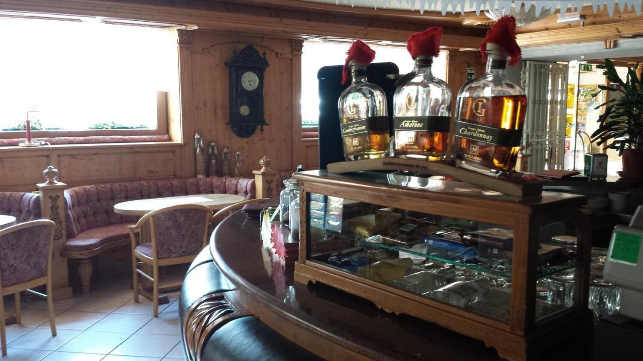 Alpen Hotel Vidi Madonna Eksteriør billede