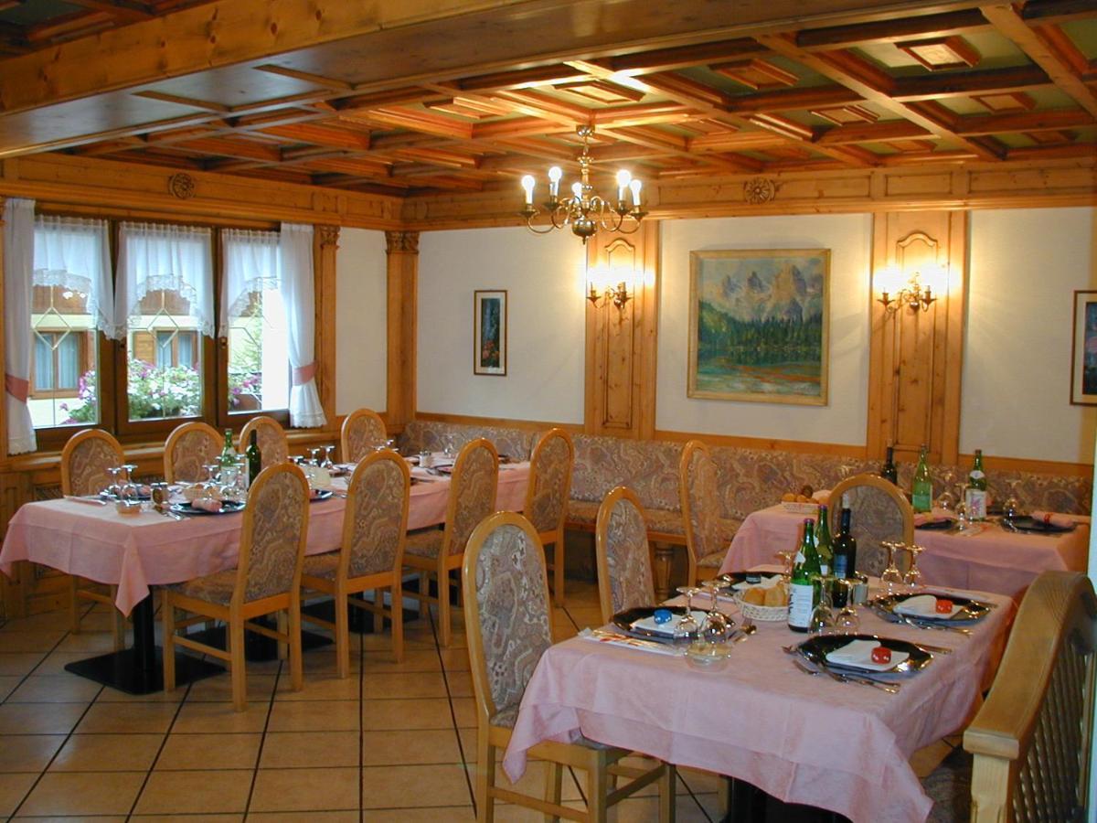Alpen Hotel Vidi Madonna Eksteriør billede