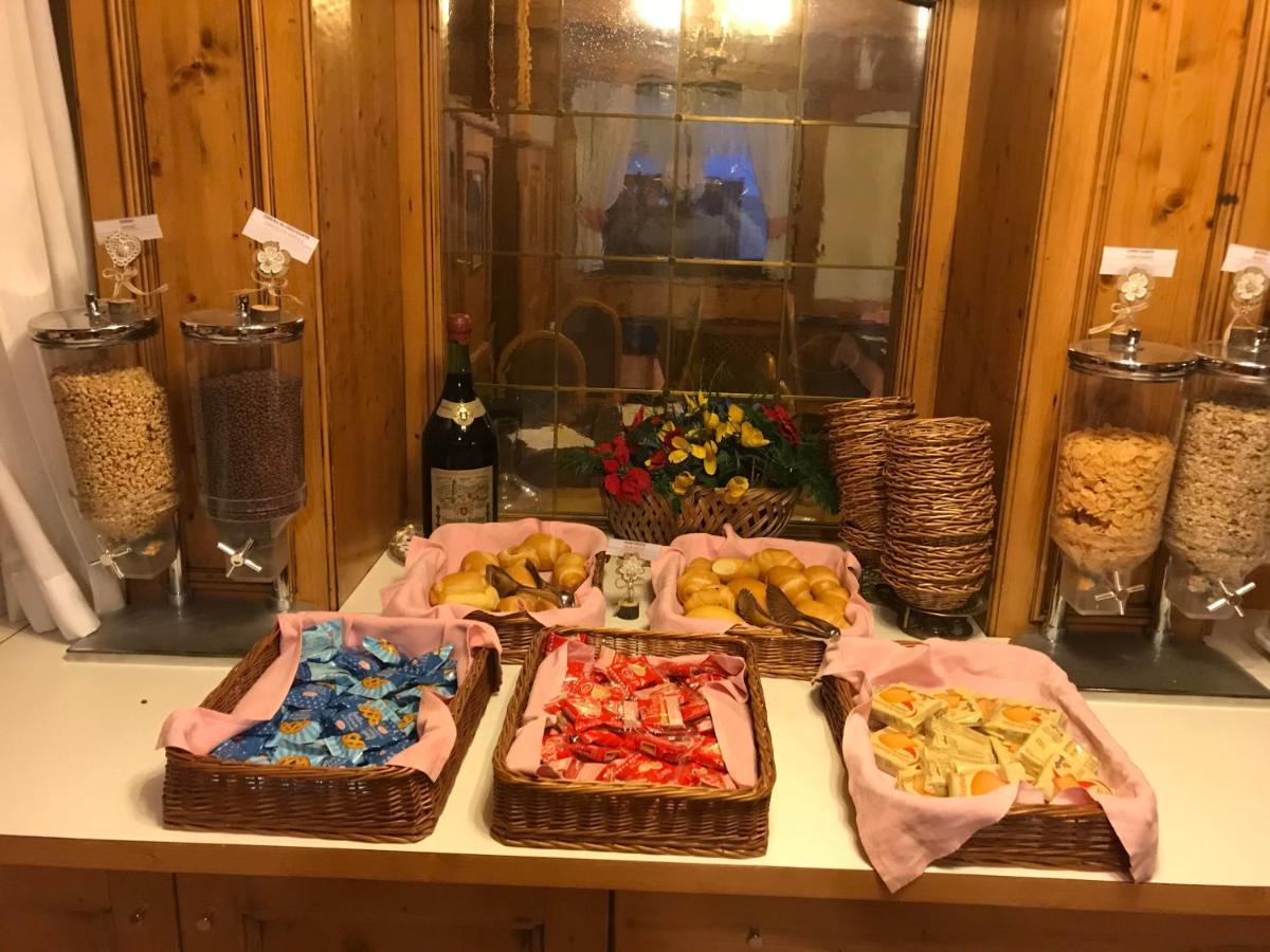Alpen Hotel Vidi Madonna Eksteriør billede