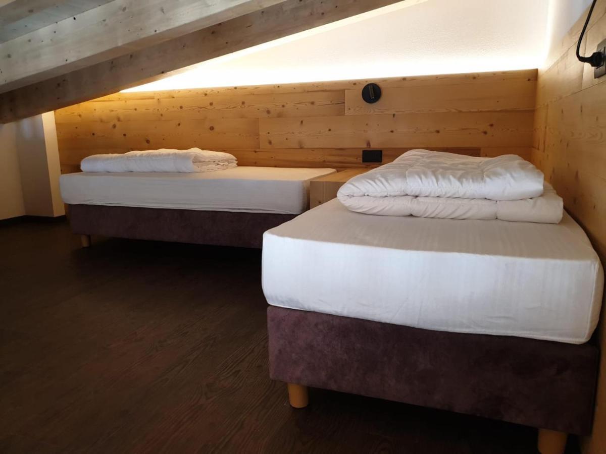 Alpen Hotel Vidi Madonna Eksteriør billede