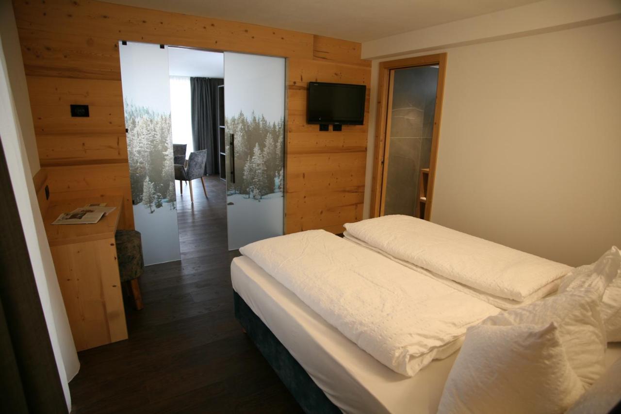 Alpen Hotel Vidi Madonna Eksteriør billede