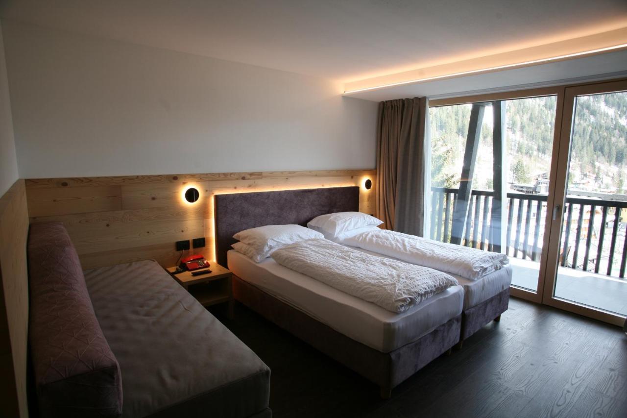 Alpen Hotel Vidi Madonna Eksteriør billede