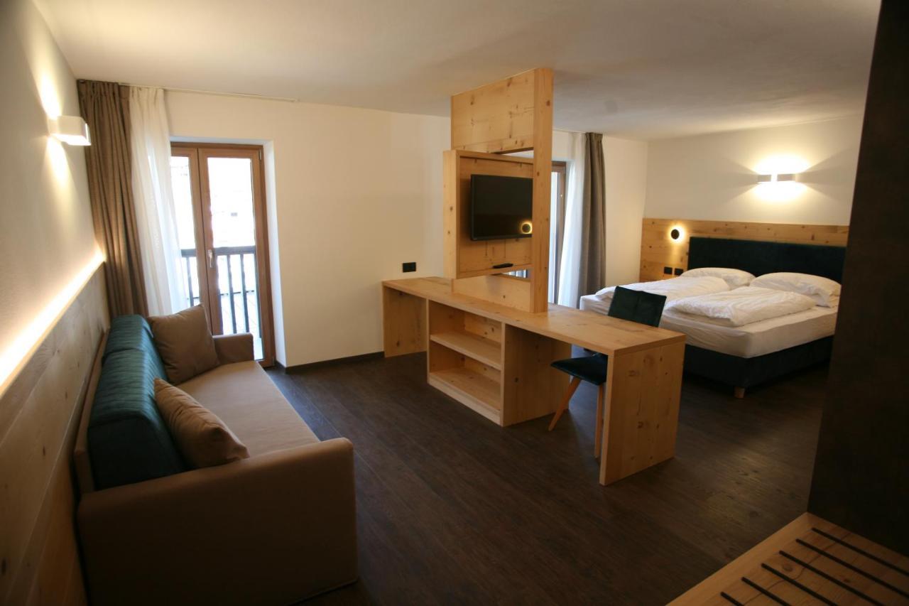 Alpen Hotel Vidi Madonna Eksteriør billede