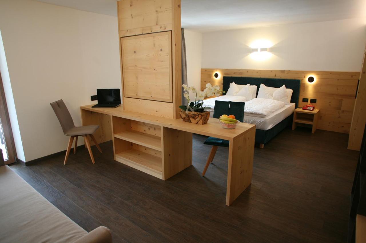 Alpen Hotel Vidi Madonna Eksteriør billede
