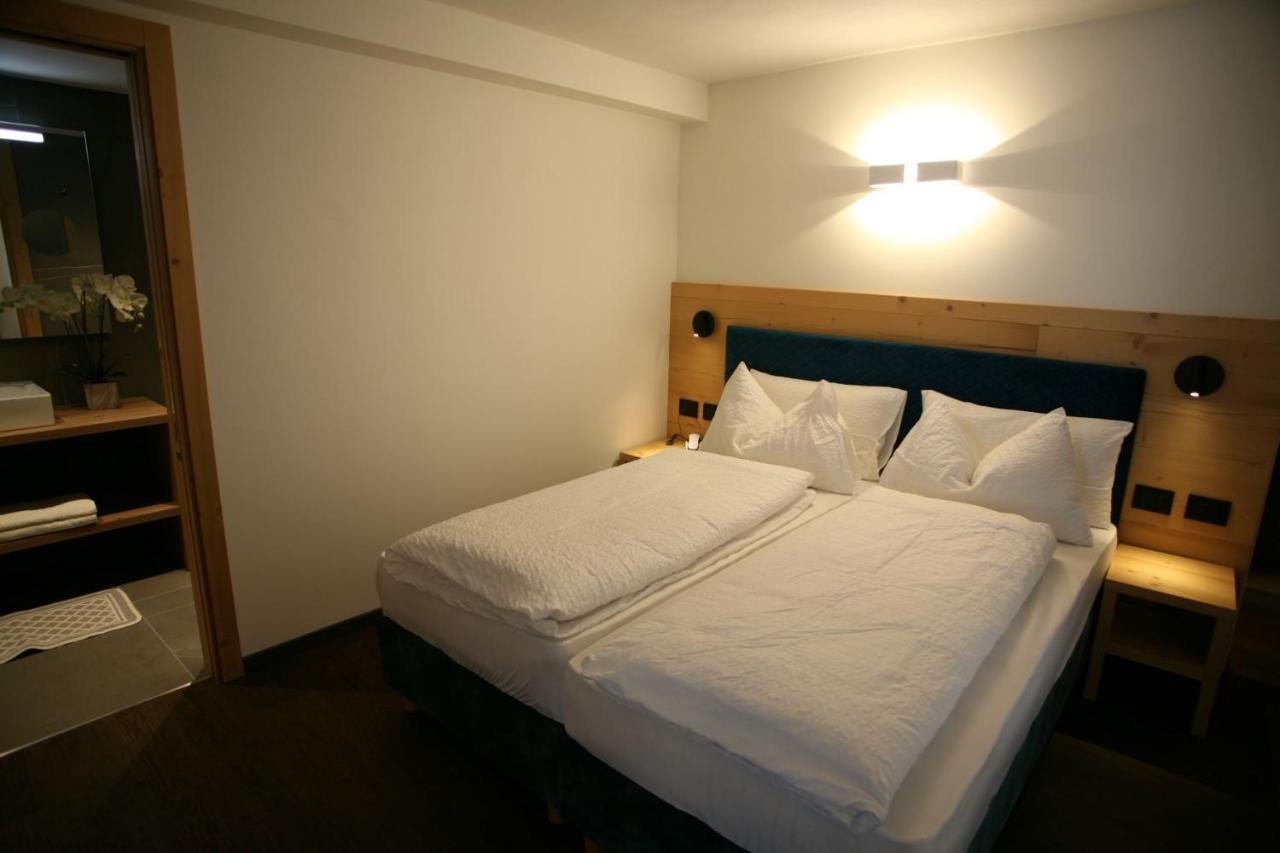 Alpen Hotel Vidi Madonna Eksteriør billede