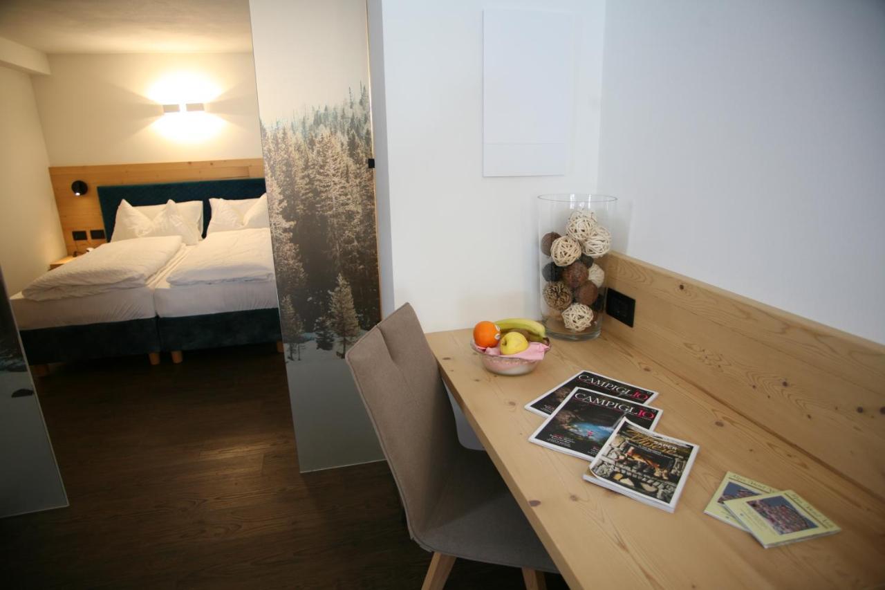 Alpen Hotel Vidi Madonna Eksteriør billede