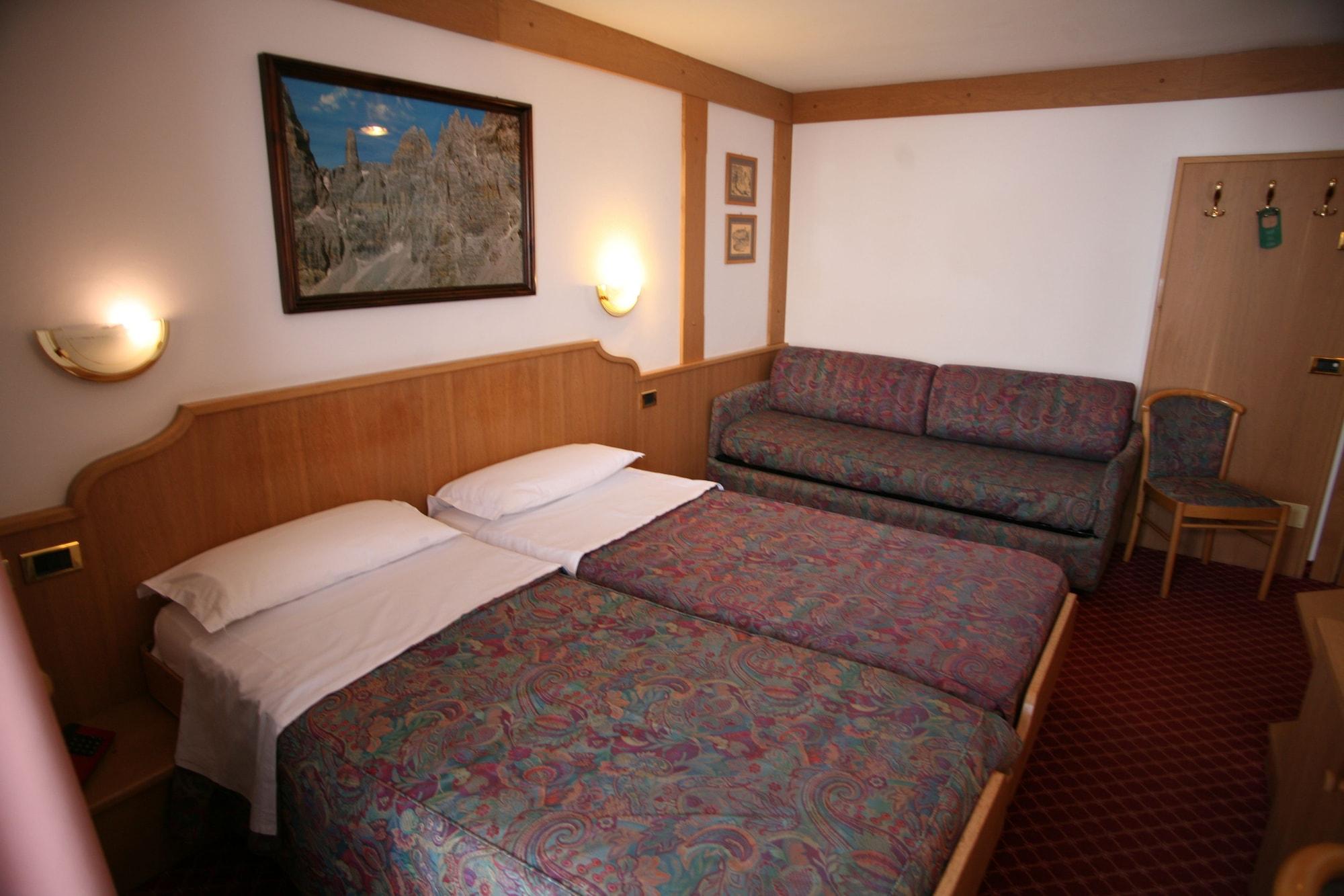 Alpen Hotel Vidi Madonna Eksteriør billede
