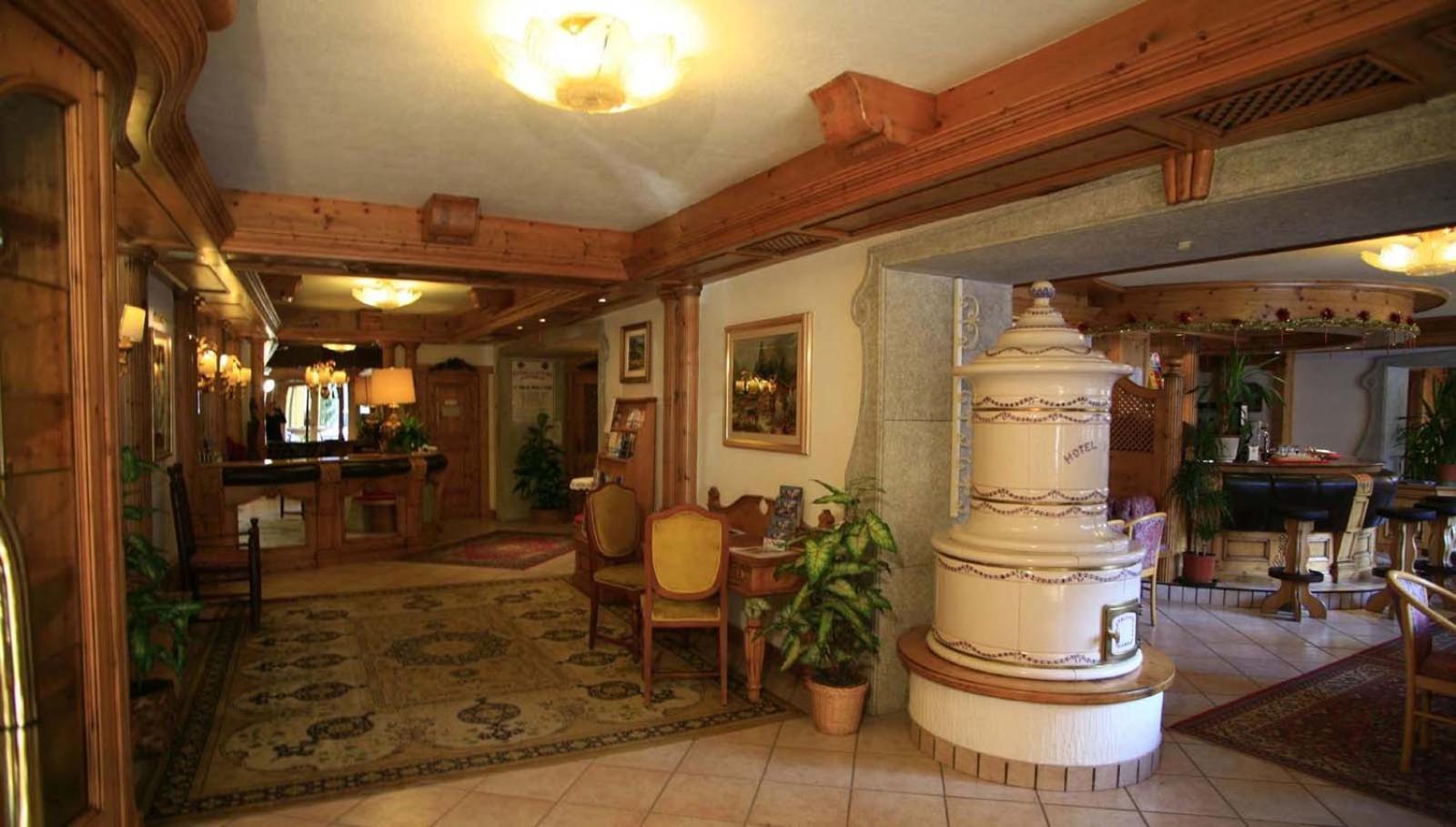 Alpen Hotel Vidi Madonna Eksteriør billede